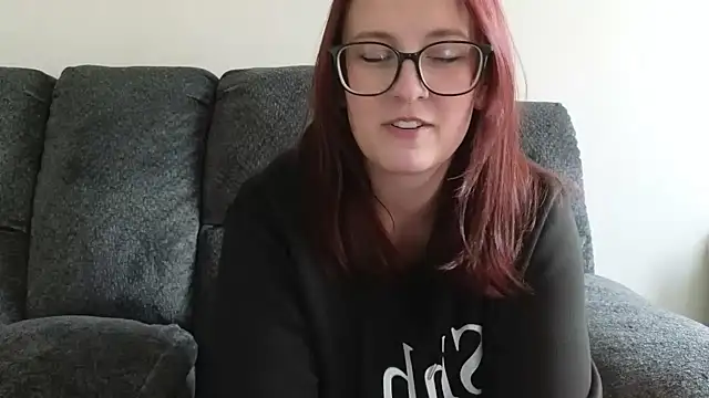 TheBustyHouseWife online show from 12/04/25, 05:45