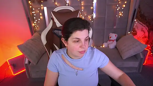 MirandaWong online show from 02/07/26, 06:43