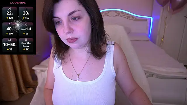 MirandaWong online show from 02/12/25, 06:08