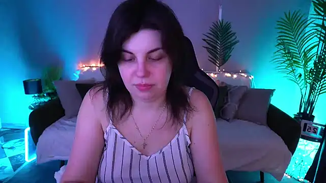 MirandaWong online show from 03/26/26, 06:11