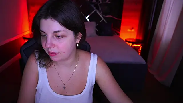 MirandaWong online show from 11/03/25, 06:51