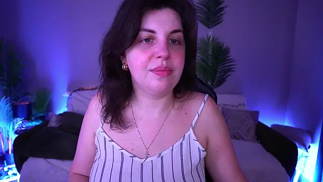 MirandaWong online show from 03/28/26, 06:03