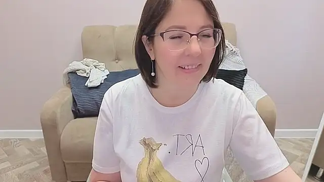 Snapshot of B_Bonya_m chatting on 10/04/25, 05:20 B Bonya m online show from 10/04/25, 05:20