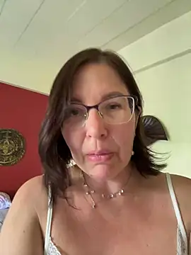 B Bonya m online show from 02/05/26, 03:57