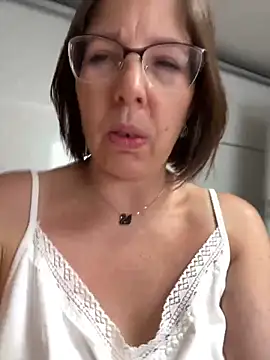 Snapshot of B_Bonya_m chatting on 03/03/25, 05:26 B Bonya m online show from 03/03/25, 05:26