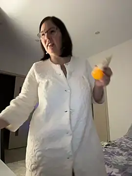 B Bonya m online show from 12/14/25, 04:29