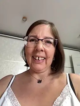 Snapshot of B_Bonya_m chatting on 03/19/25, 07:40 B Bonya m online show from 03/19/25, 07:40