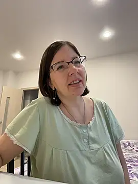 B Bonya m online show from 10/26/25, 04:02