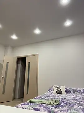 B Bonya m online show from 11/05/25, 03:42