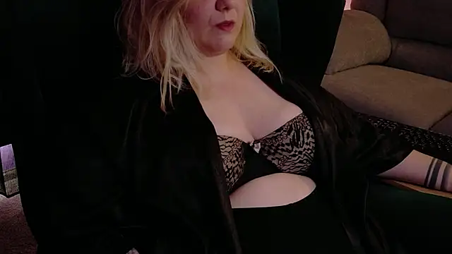 GoddessSade online show from 11/12/25, 10:02