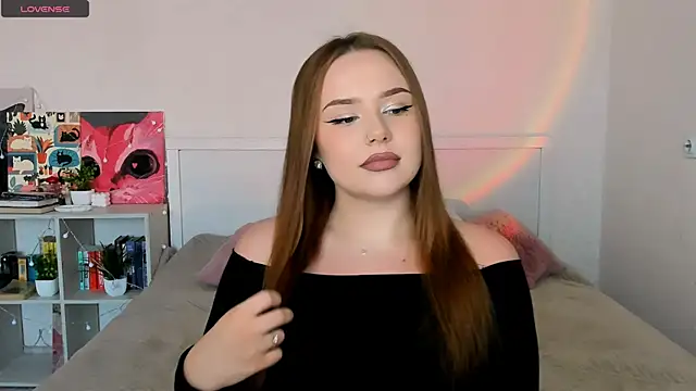 LittleKiitten online show from 08/06/26, 02:56