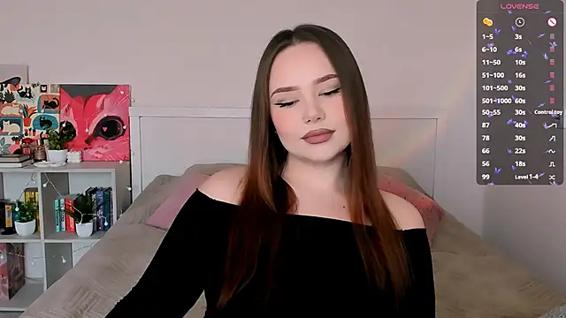 LittleKiitten online show from 04/02/26, 01:29