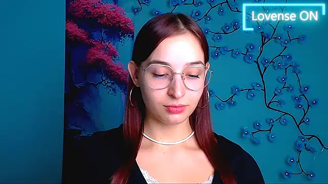 Jessie Kisss online show from 10/10/25, 12:28