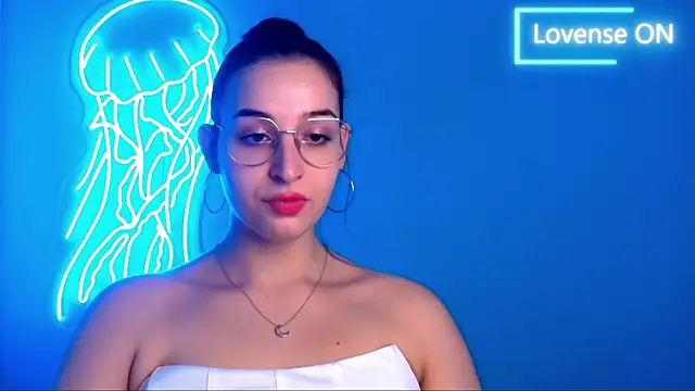 Jessie Kisss online show from 09/28/25, 11:39