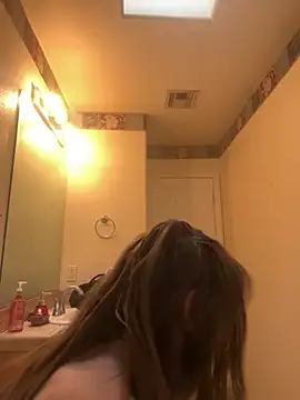 Johndoe2292 online show from 11/22/25, 09:35