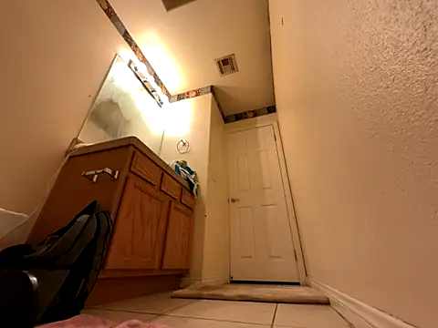 Johndoe2292 online show from 12/23/25, 07:07