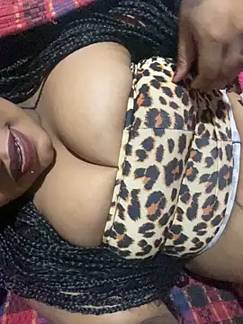 vic pretynhaa online show from 10/14/25, 03:18