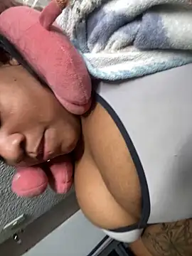 vic pretynhaa online show from 01/30/25, 03:19