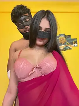 Hotcouple012 online show from 03/18/26, 06:20