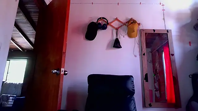 calioppe01 online show from 05/28/26, 03:29