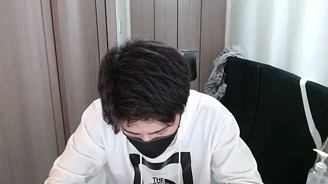 Snapshot of ryota_kkk chatting on 12/06/24, 03:39 ryota kkk online show from 12/06/24, 03:39