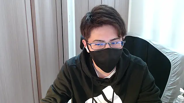 Snapshot of ryota_kkk chatting on 01/28/25, 01:59 ryota kkk online show from 01/28/25, 01:59