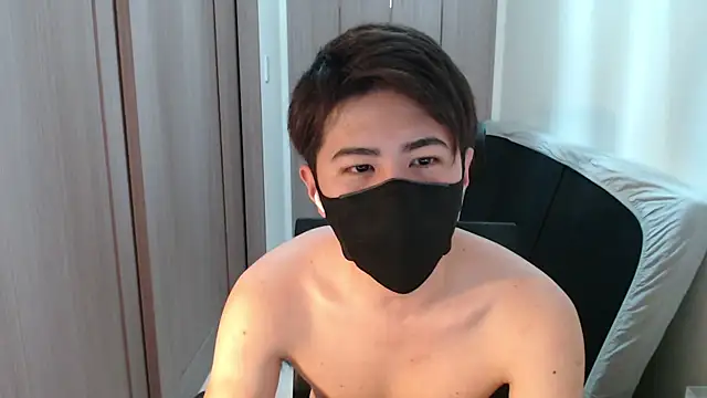 Snapshot of ryota_kkk chatting on 02/14/25, 02:54 ryota kkk online show from 02/14/25, 02:54