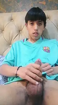 danuel23 online show from 04/05/26, 07:42