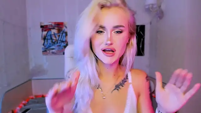  Ravenaa online show from 11/07/25, 04:22