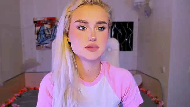  Ravenaa online show from 11/24/25, 02:28