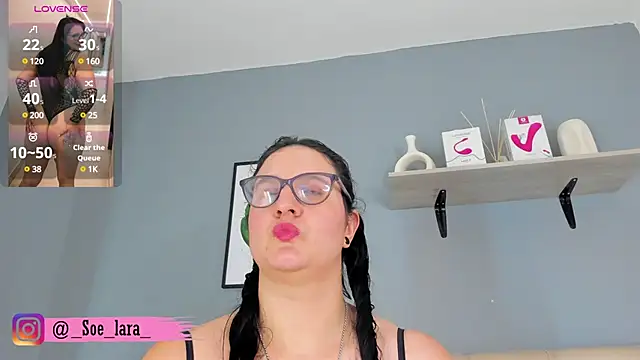 Snapshot of Soe_Lara chatting on 02/25/25, 06:01 Soe Lara online show from 02/25/25, 06:01