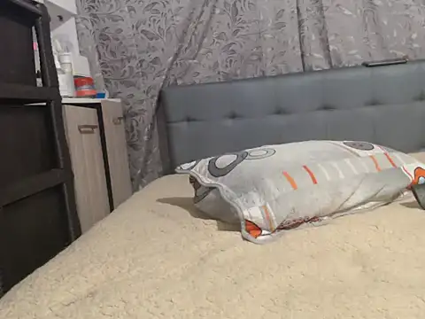 Soe Lara online show from 04/13/26, 11:47