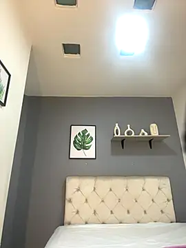 Snapshot of Soe_Lara chatting on 12/05/25, 11:31 Soe Lara online show from 12/05/25, 11:31