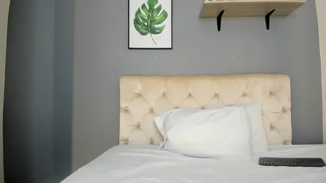 Soe Lara online show from 01/12/26, 02:13