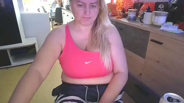 Meliss Official9 online show from 11/01/25, 08:19