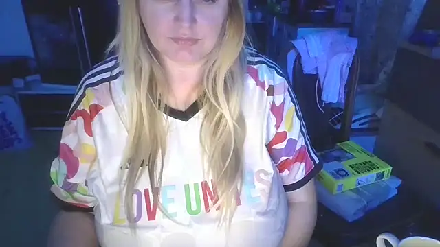 Meliss Official9 online show from 04/03/26, 06:58