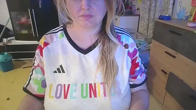 Meliss Official9 online show from 03/30/26, 05:47