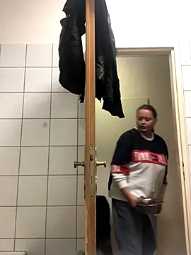 Meliss Official9 online show from 10/30/25, 06:23