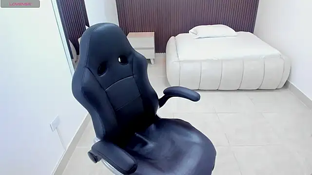 MAGNOLEROY online show from 03/20/26, 01:45