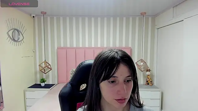 MAGNOLEROY online show from 11/22/25, 12:48