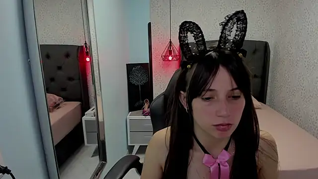 MAGNOLEROY online show from 11/14/25, 01:04