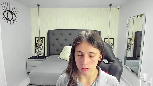 MAGNOLEROY online show from 09/17/25, 12:29