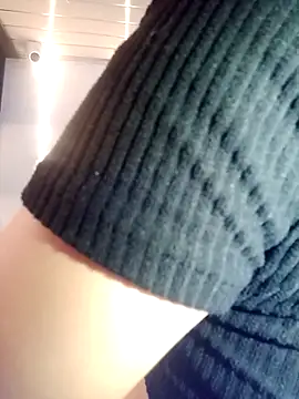 Catalehia Milk online show from 09/28/25, 11:28