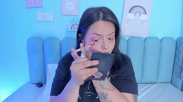 curvy rousi online show from 09/17/25, 11:45