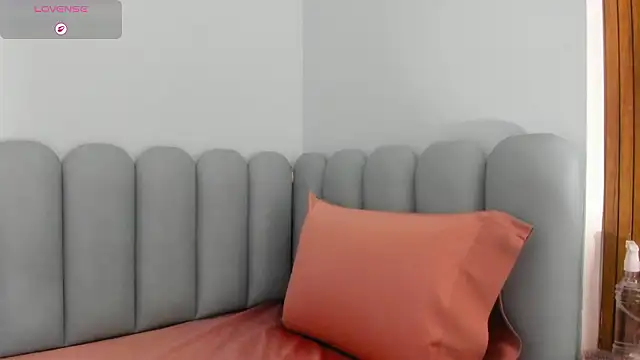 curvy rousi online show from 02/21/26, 11:45