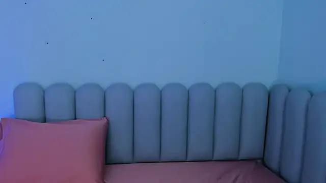 curvy rousi online show from 11/23/25, 11:42