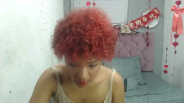 Snapshot of vainillaplaypussy chatting on 02/26/25, 04:38 vainillaplaypussy online show from 02/26/25, 04:38