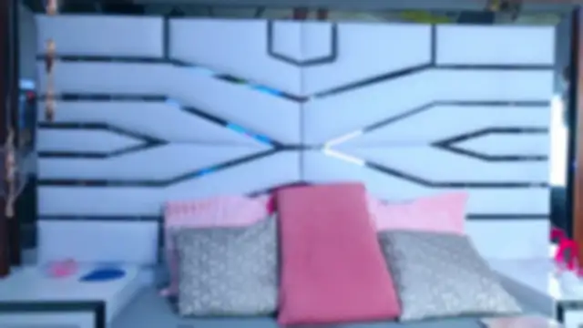 ElizabetthKitty online show from 04/12/26, 12:08