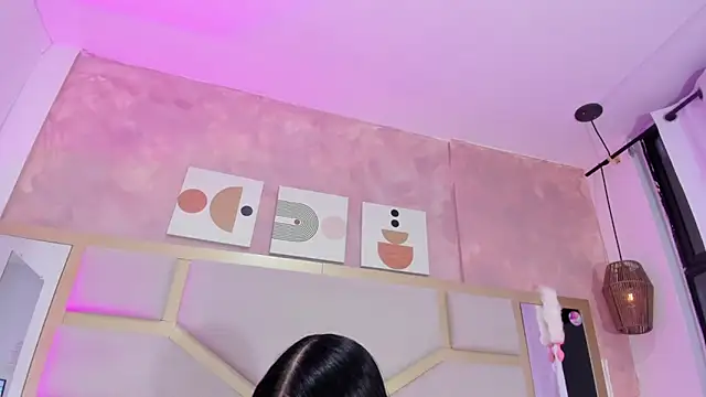 Snapshot of dollsweety chatting on 10/10/25, 10:10 dollsweety online show from 10/10/25, 10:10