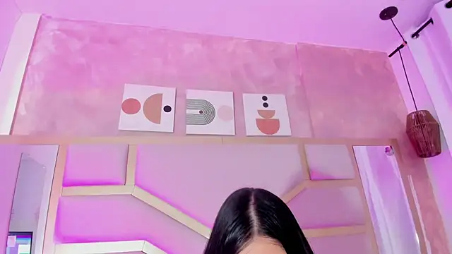 Snapshot of dollsweety chatting on 09/27/25, 10:27 dollsweety online show from 09/27/25, 10:27